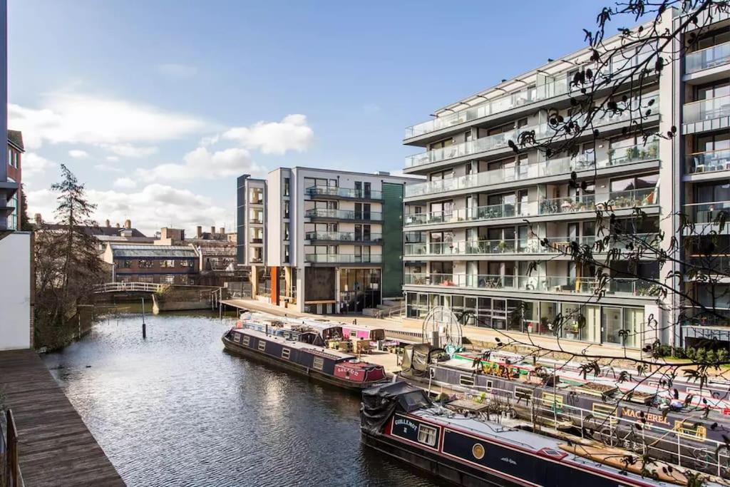 Canal-Side Apartment In Shoreditch Londra Dış mekan fotoğraf