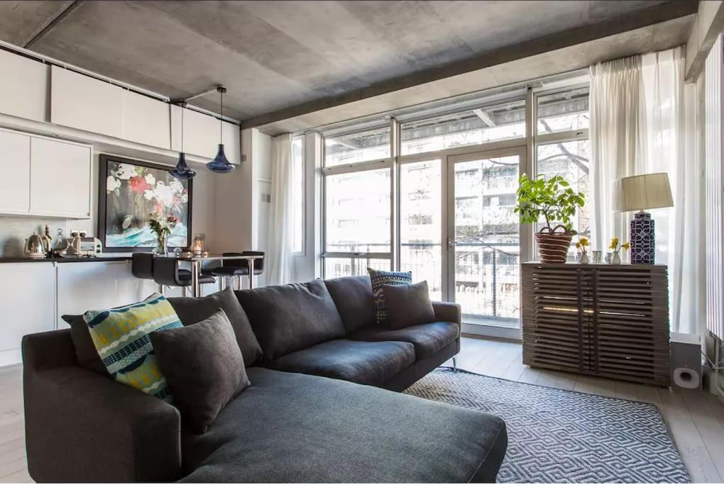 Canal-Side Apartment In Shoreditch Londra Dış mekan fotoğraf