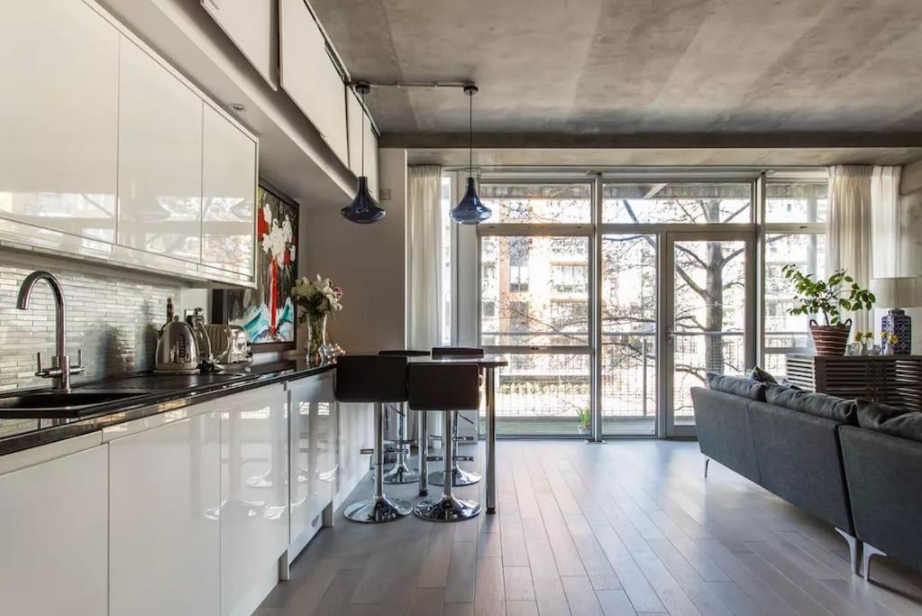 Canal-Side Apartment In Shoreditch Londra Dış mekan fotoğraf